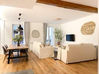 Increíble, Amplio, Cómodo Y Céntrico Apartamento