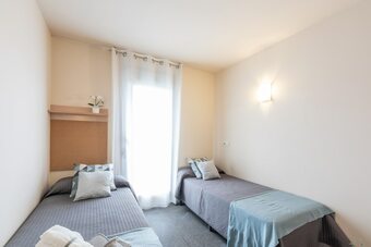 Hostal Residencia Universitaria Resa Campus Del Mar