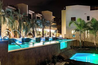 Aparthotel Calma Holiday Villas