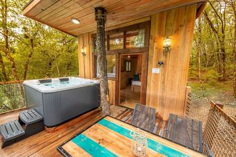 Les Cabanes Perch�es Du Mas Del Bosc