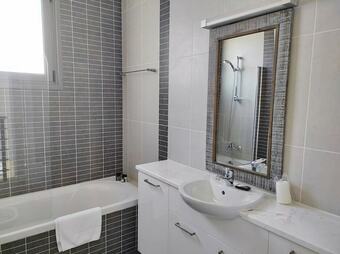 Hotel Reconnection Retreats