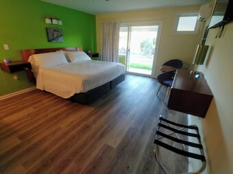 Boiling Spring Lakes Motel