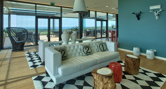 Evolutee Hotel