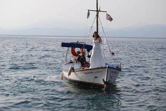 Hostal Four Seasons Hydra Luxury Suites