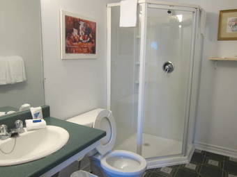 Posada The Island Inn