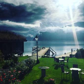 Leikanger Fjord Hotel