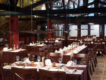 Kongo Hotel & Restaurant