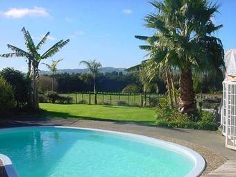 Bycroft Lodge Bed & Breakfast