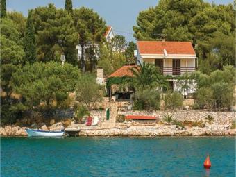Holiday Home Milna Uvala Makarac