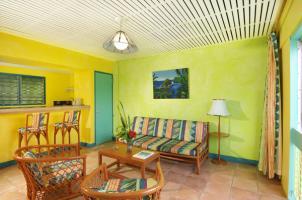 Hotel Doctors Cave Beach