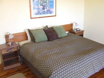 Burnt Creek Cottages