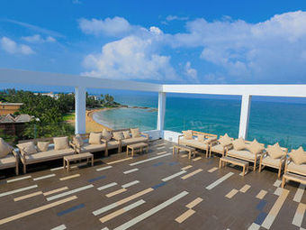 Hotel Pandanus Beach Resort & Spa