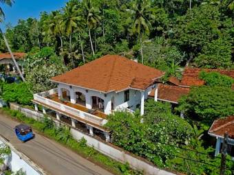 Bed & Breakfast French Lotus