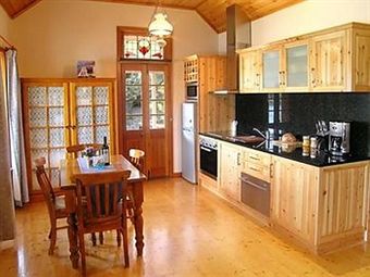 Agroturismo Stonewell Cottages And Vineyards