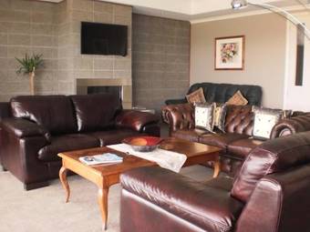 Hostal Ribbonwood Country House