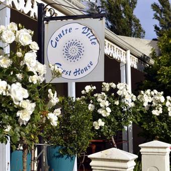 Hostal Centre-ville Guest House