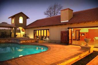 Hostal Accolades Boutique Venue