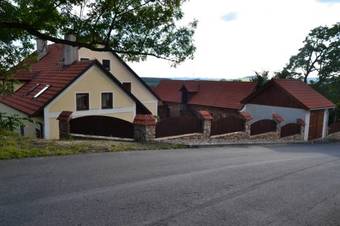 Hostal Ubytov�n� Na H�jence