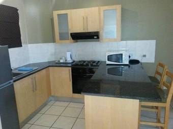 Hotel Airport Inn And Suites