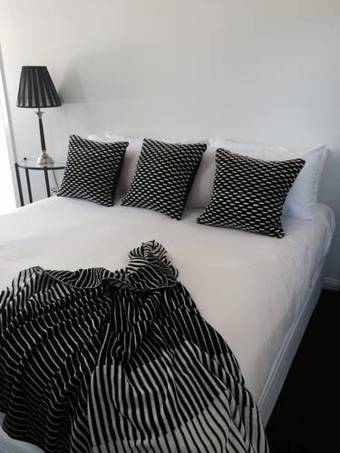 Hostal The Bronte Guesthouse