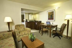 Hotel Doubletree Suites By Hilton Tucson Airport