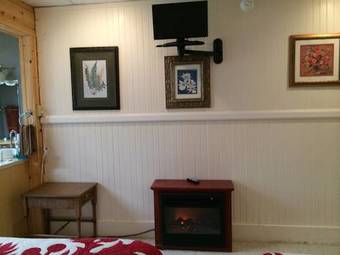 Aloha Junction Bed & Breakfast