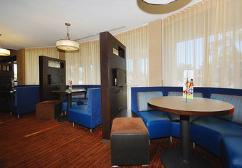 Hotel Courtyard Merced