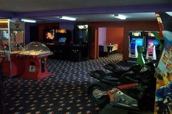 Motel Holiday Hill Inn & Suites