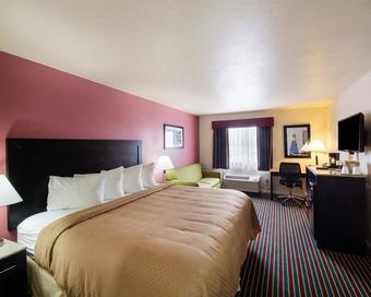 Hotel Quality Inn & Suites
