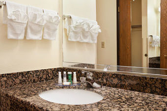 Motel Baymont Inn And Suites