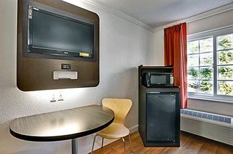 Motel 6 Auburn