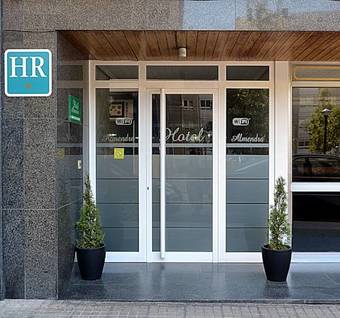 Hotel Almendra