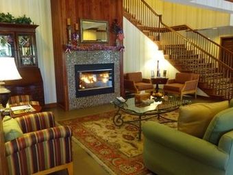 Hotel Country Inn & Suites By Carlson West Bend