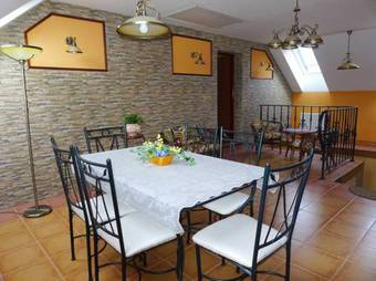 Hostal Pension 338