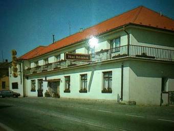 Hotel B?lohl�vek