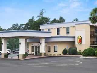 Hotel Super 8 At Valdosta Mall