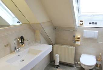 Hotel Astoria Am Urachplatz