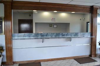 Motel Travelers Inn & Suites - I-95 Exit 145