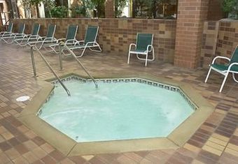 Hotel Racine Marriott