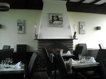 Hotel Logis Auberge Des Aulnettes