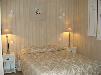 G�tes Du Domaine Des Th�meaux