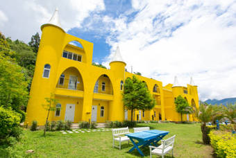 Cingjing Brilliant Twins Of Seattle