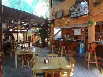 Hotel Rancho De La Playa