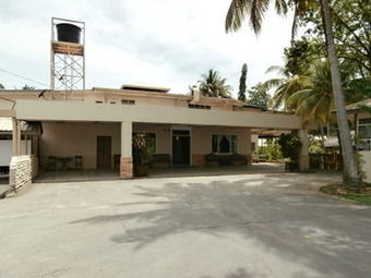 Hotel Langkah Syabas Beach Resort