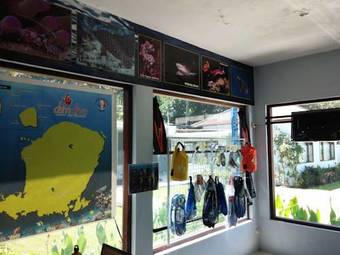 Hotel Living Asia Resort And Spa