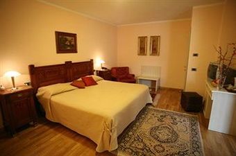 Hotel Castelbourg