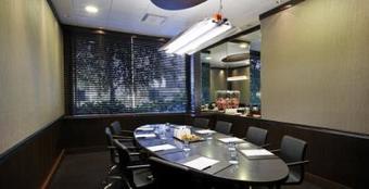 Hotel Radisson Blu Paris Charles De Gaulle Airport