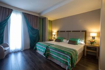 Hotel Barcel� Carmen Granada