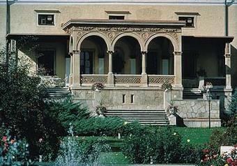 Hotel Schloss Weikersdorf