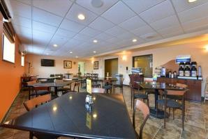 Hotel Holiday Inn Express Staten Island West
